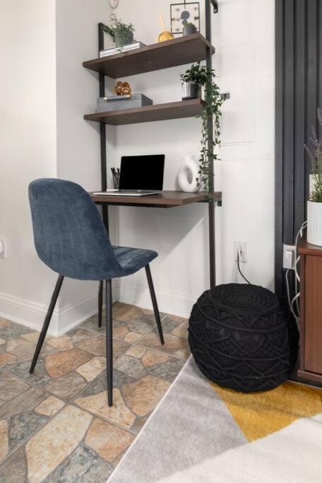 Upscale 2Br Apartment With Patio Washington Eksteriør billede